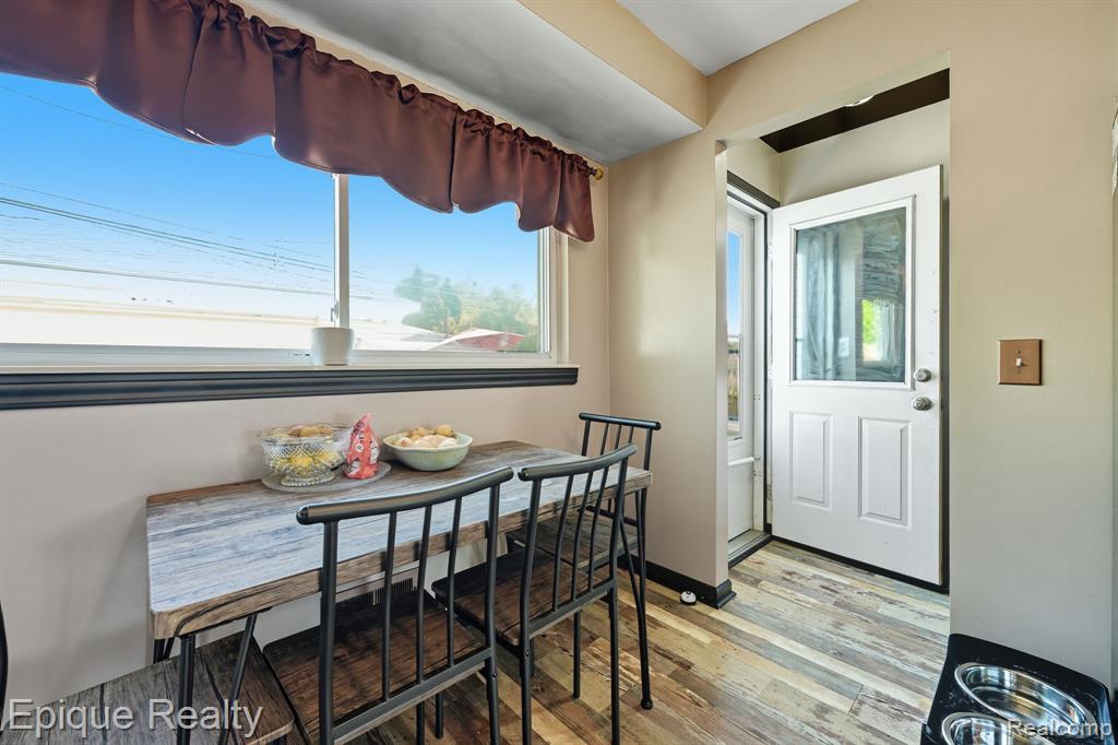 31640 Ann Arbor Trail