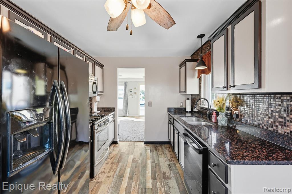 31640 Ann Arbor Trail