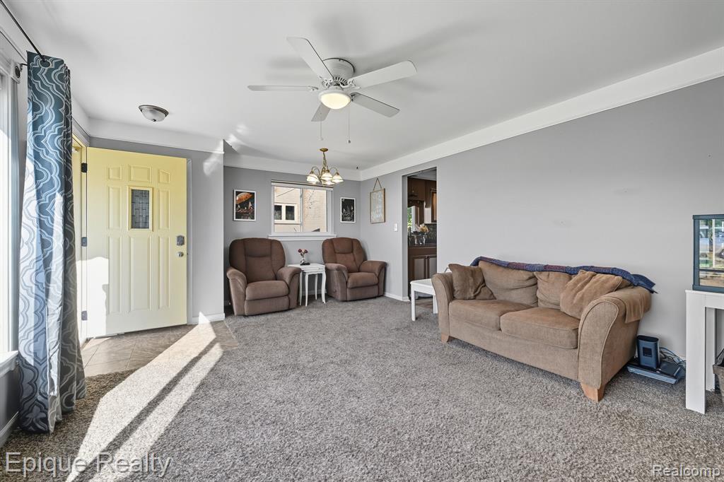 31640 Ann Arbor Trail