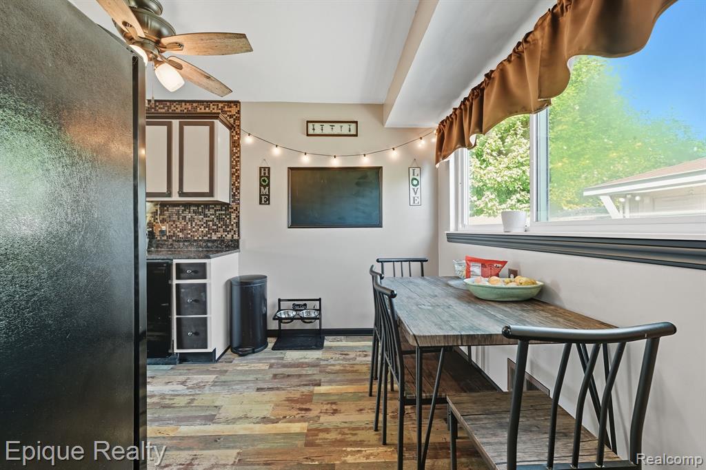 31640 Ann Arbor Trail