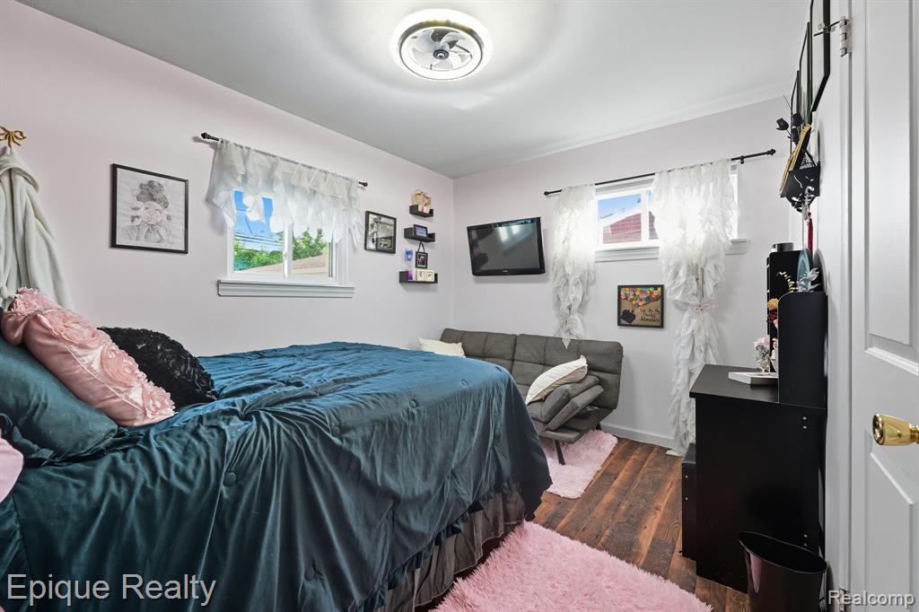 31640 Ann Arbor Trail