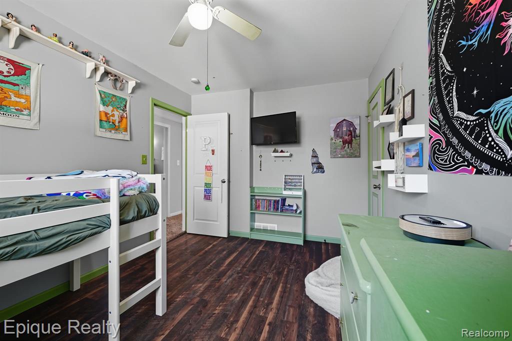 31640 Ann Arbor Trail