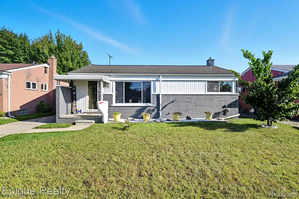 31640 Ann Arbor Trail
