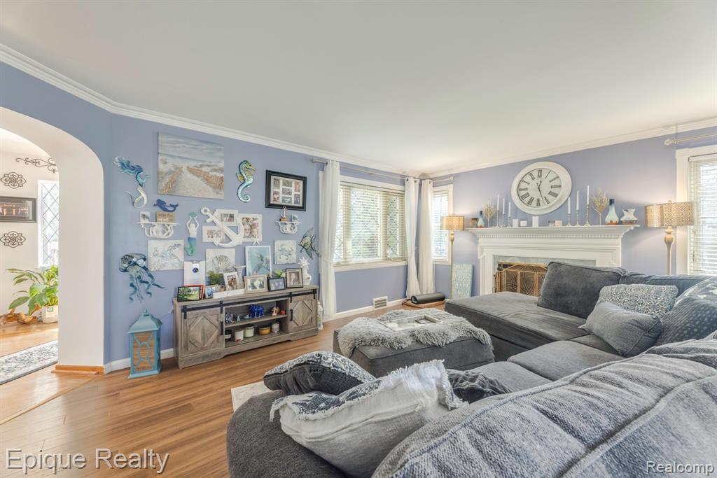 3455 Gratiot Avenue
