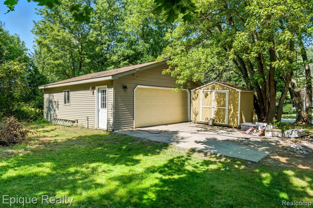 2051 Byron Road
