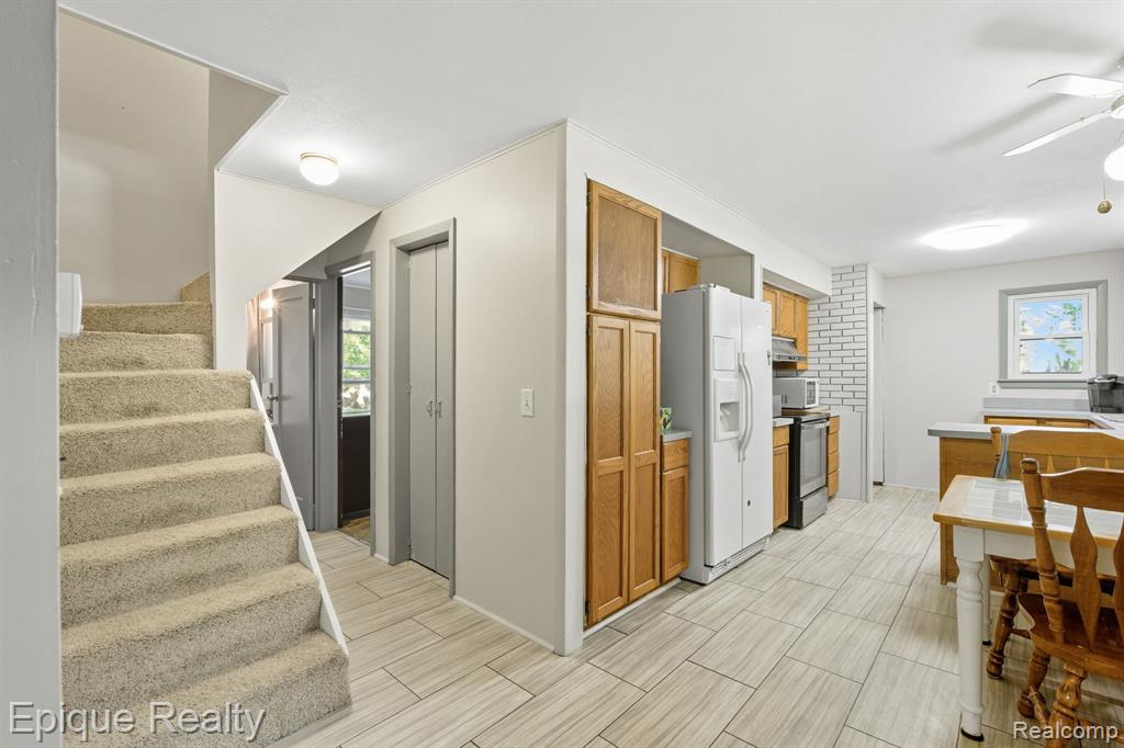 2051 Byron Road