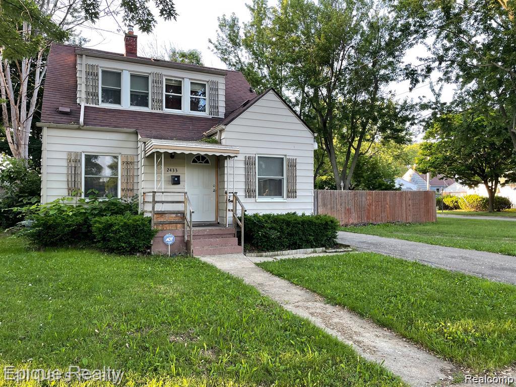 2433 Missouri Avenue