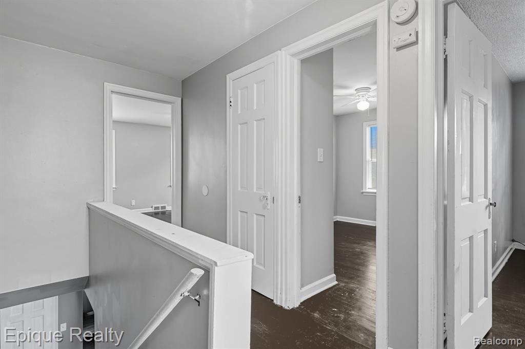 20201 Stratford Road