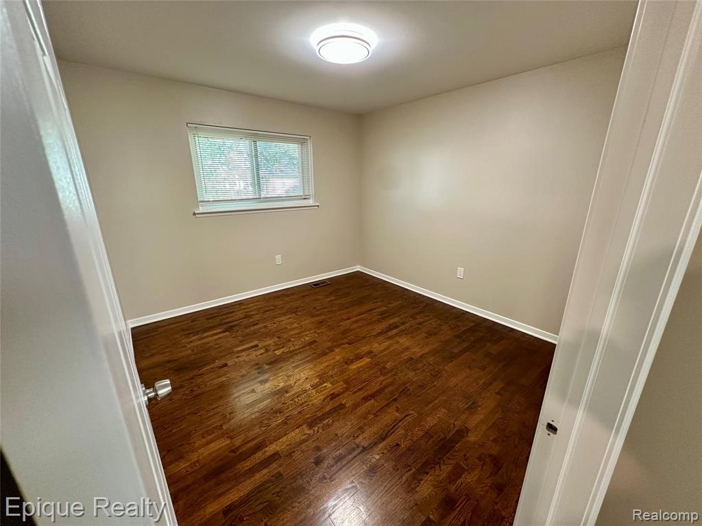 23087 Purdue Avenue