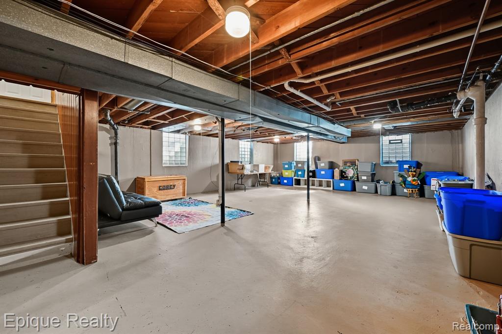 3085 Grange Road