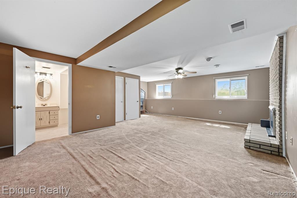 13374 Wessel Court