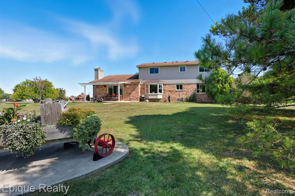 6742 Marsh Road