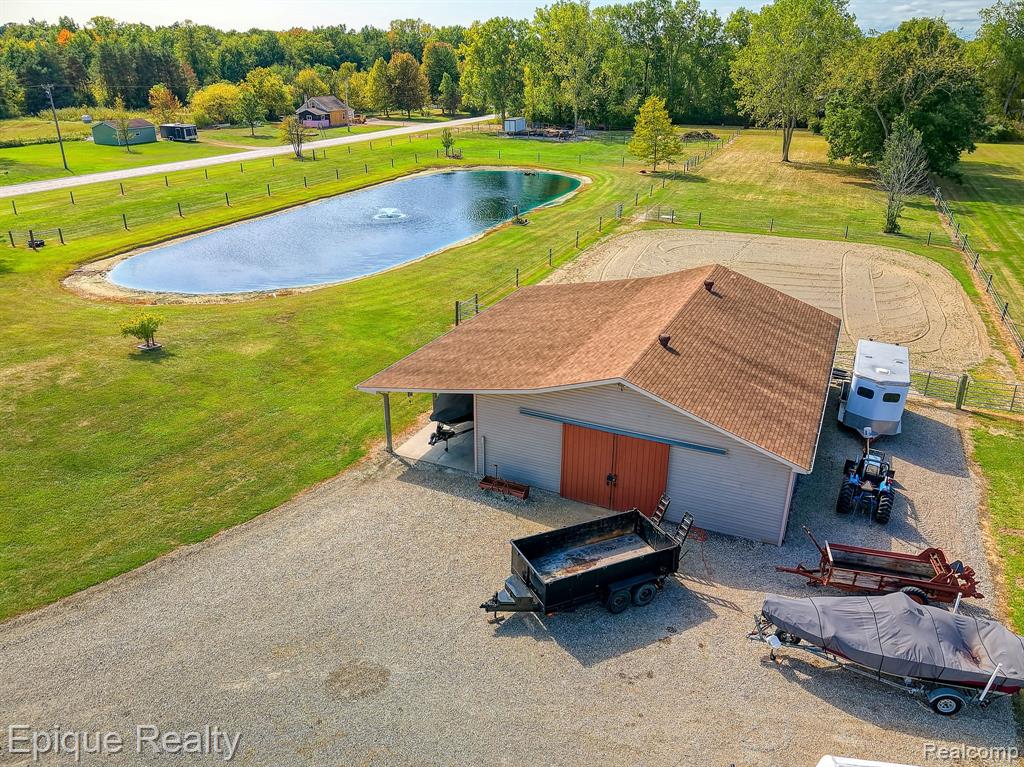 6742 Marsh Road
