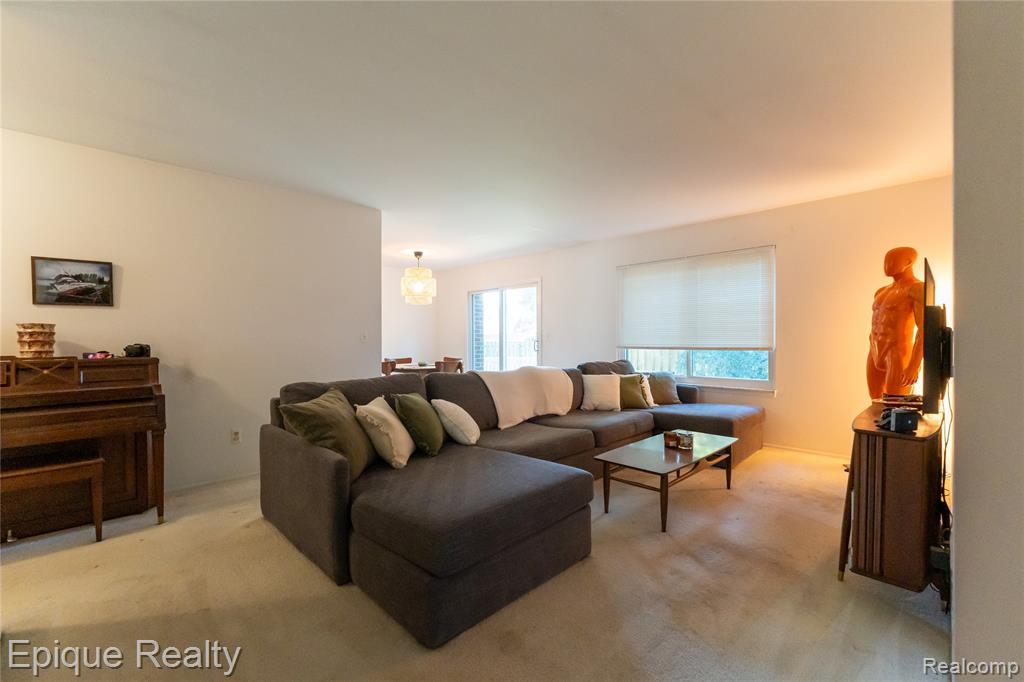 22626 Shoreview Court