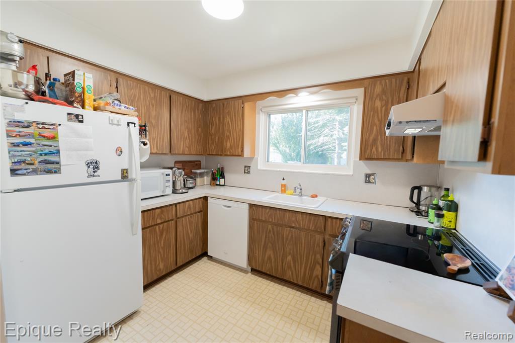 22626 Shoreview Court