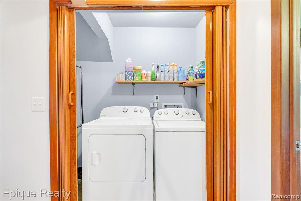 3871 Coventry Valley Drive