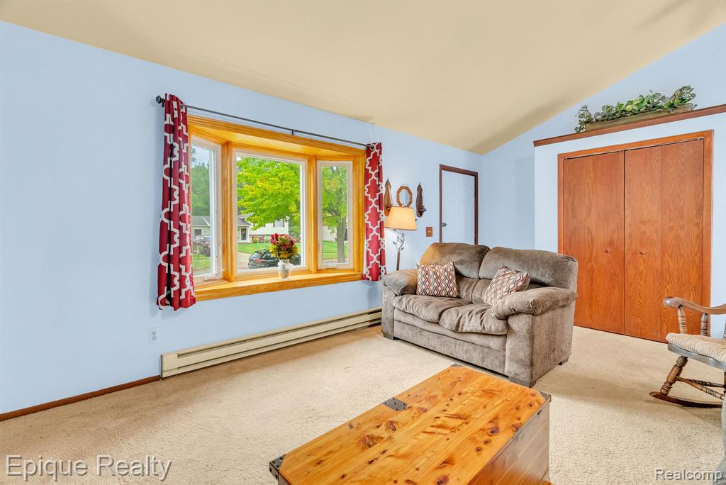 3871 Coventry Valley Drive