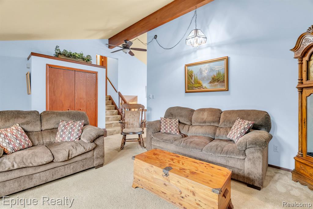 3871 Coventry Valley Drive