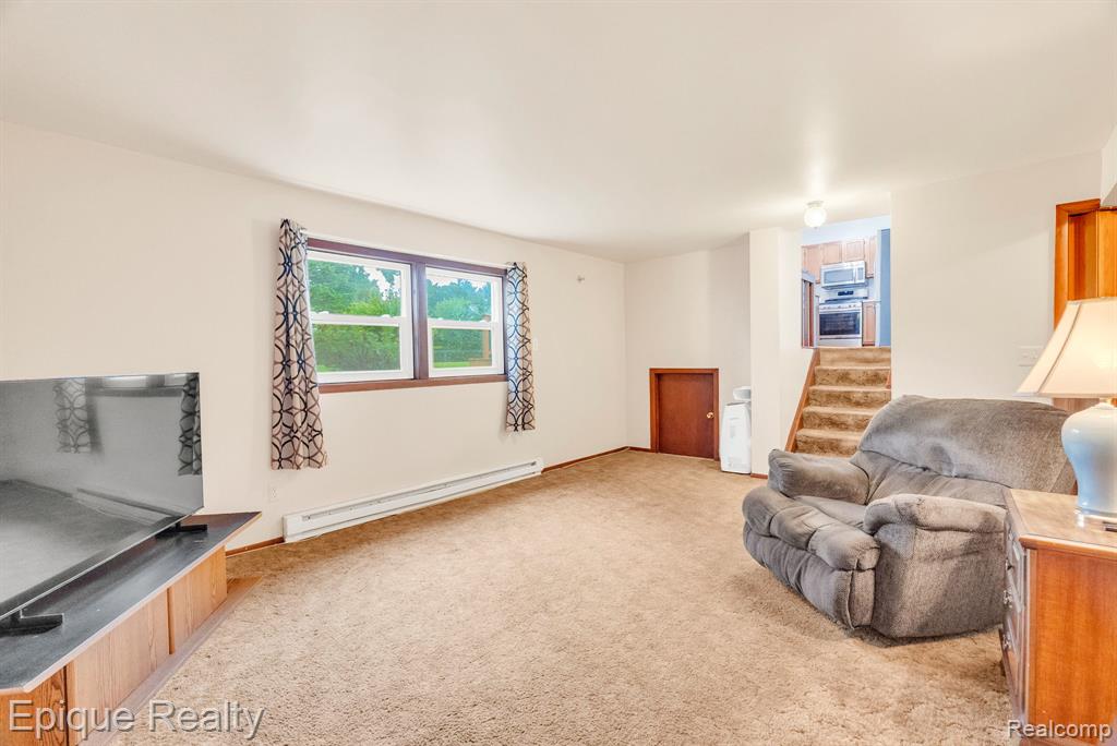 3871 Coventry Valley Drive