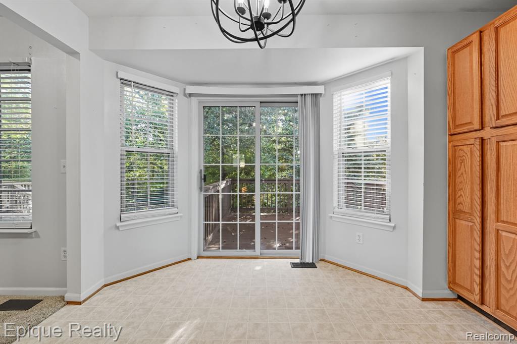 8851 Hardwood Drive