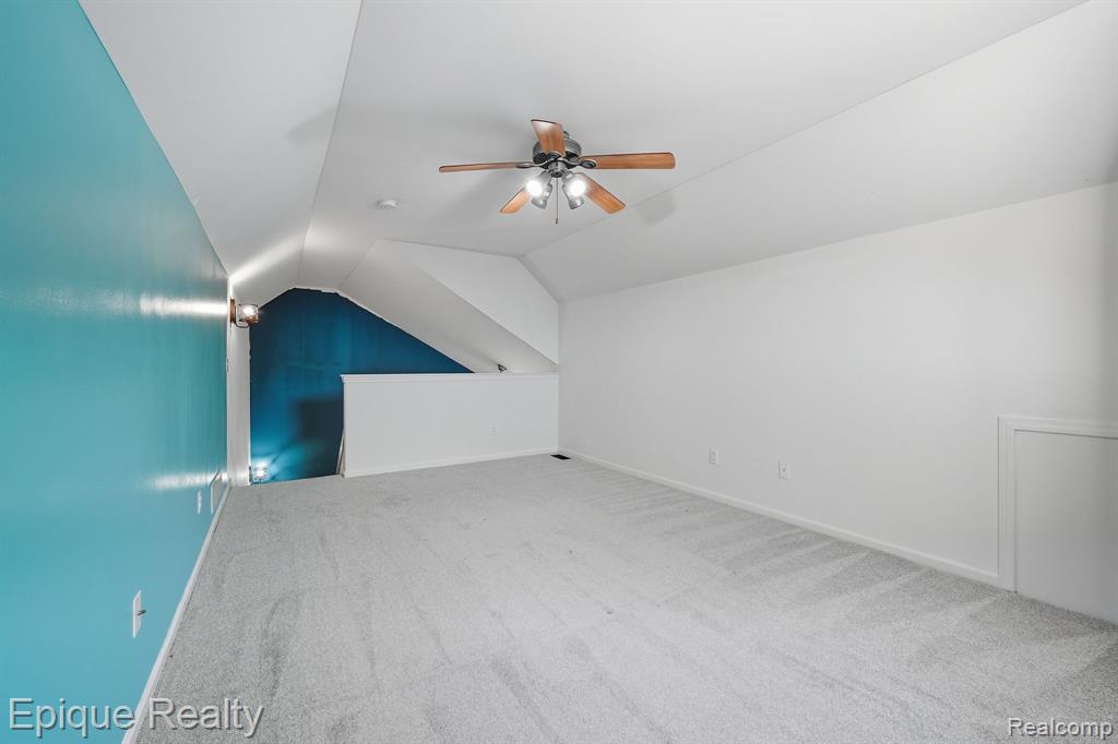 8851 Hardwood Drive