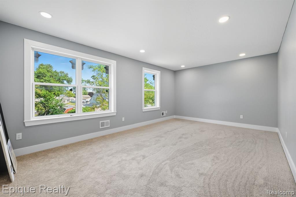 345 Second Ave