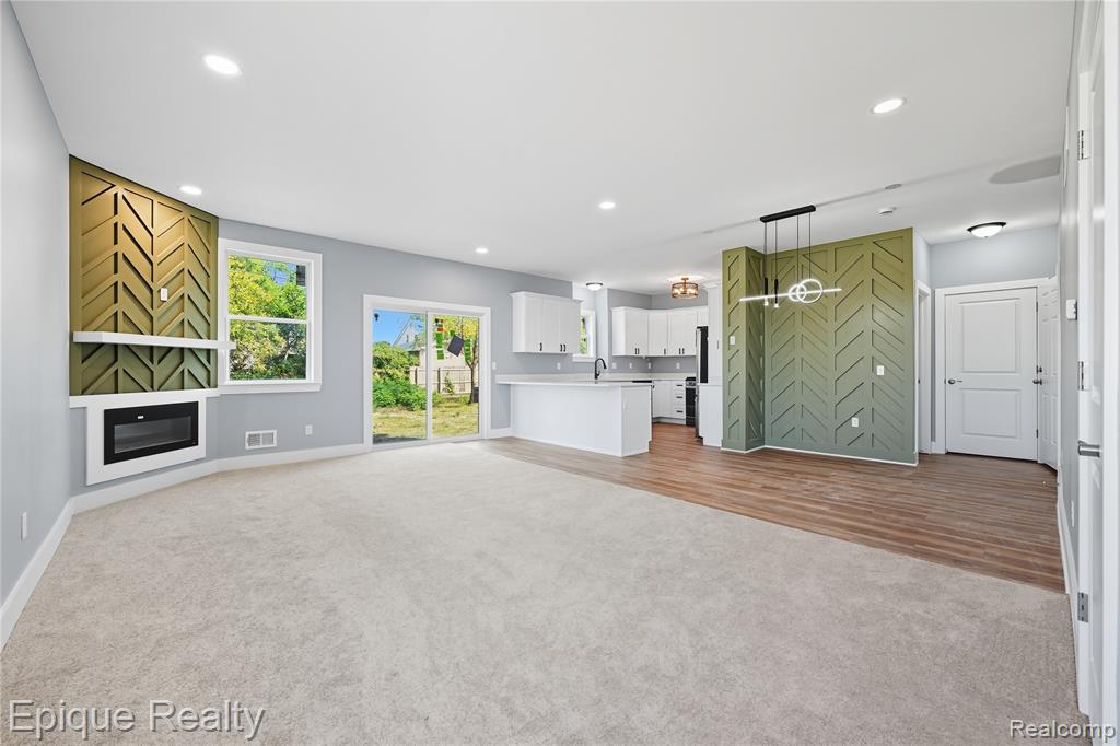345 Second Ave