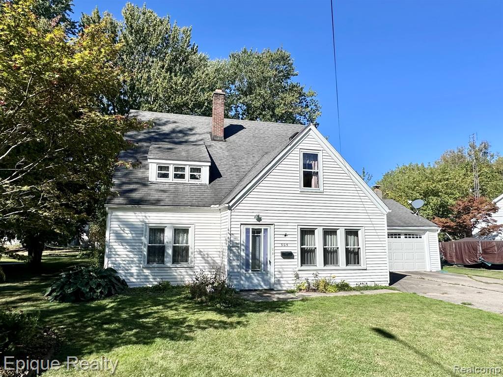 305 N Kennefic Street