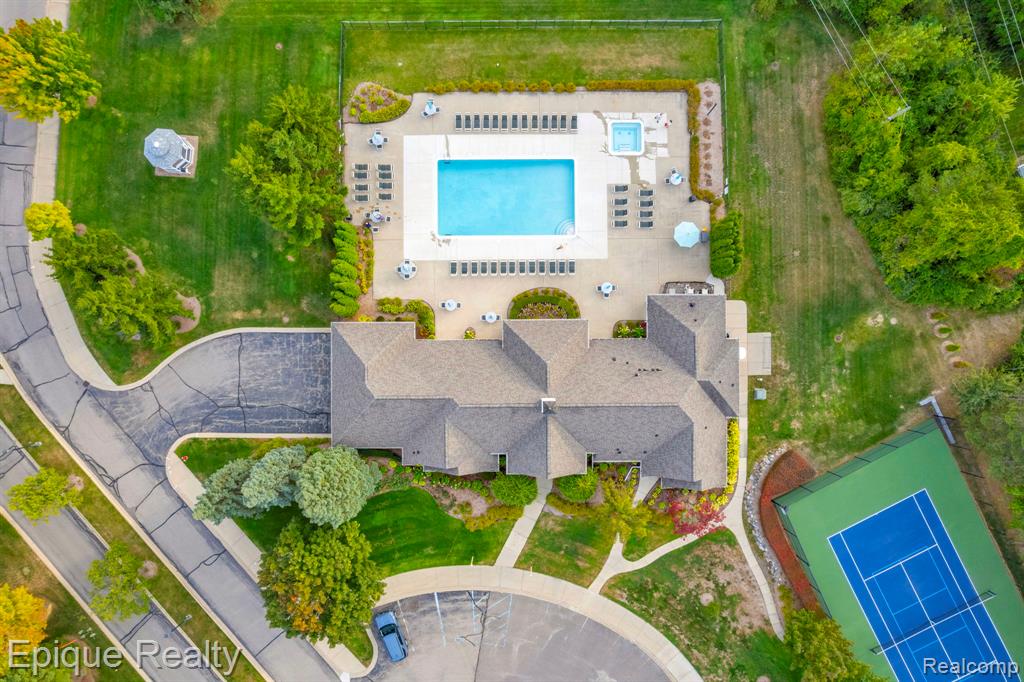 56471 Chesapeake Trail
