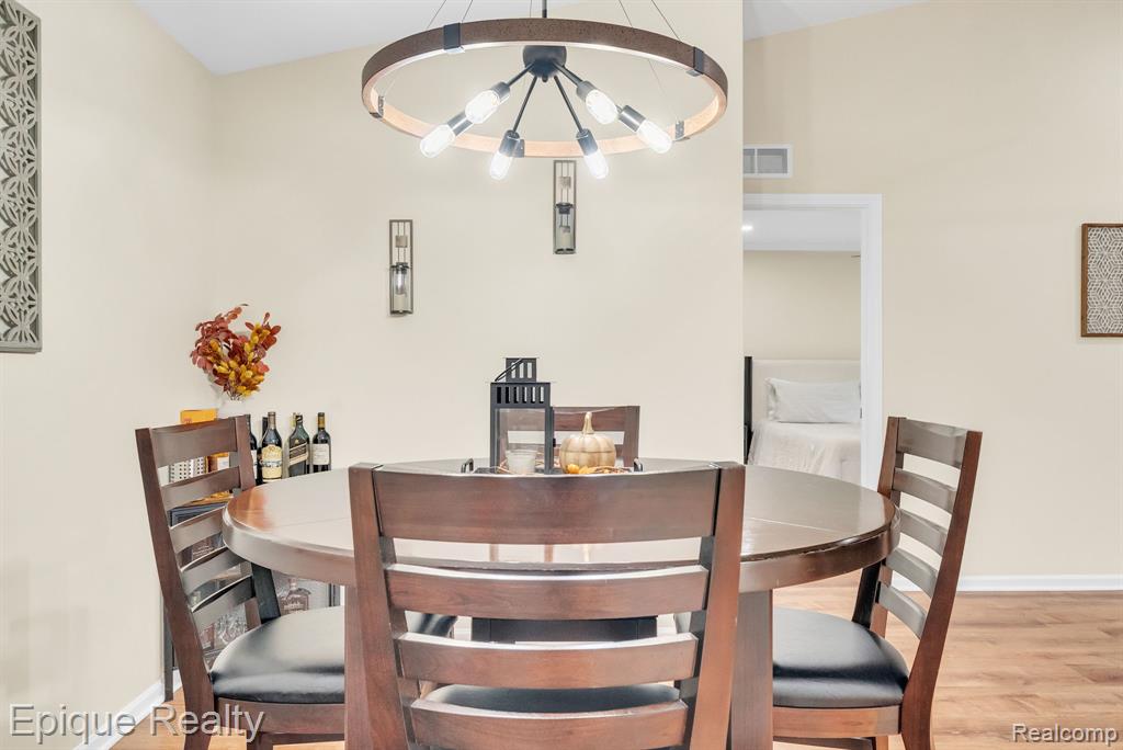 56471 Chesapeake Trail