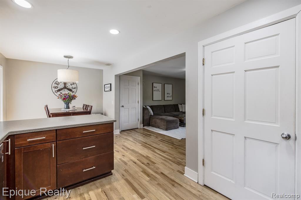 2999 Buckner Road