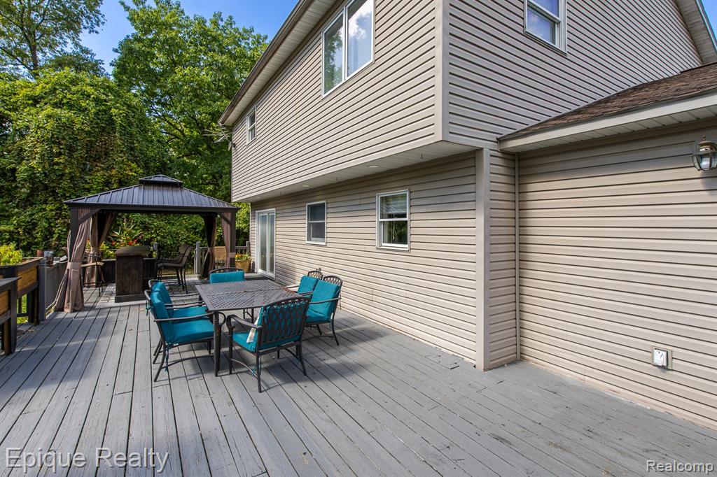 2999 Buckner Road