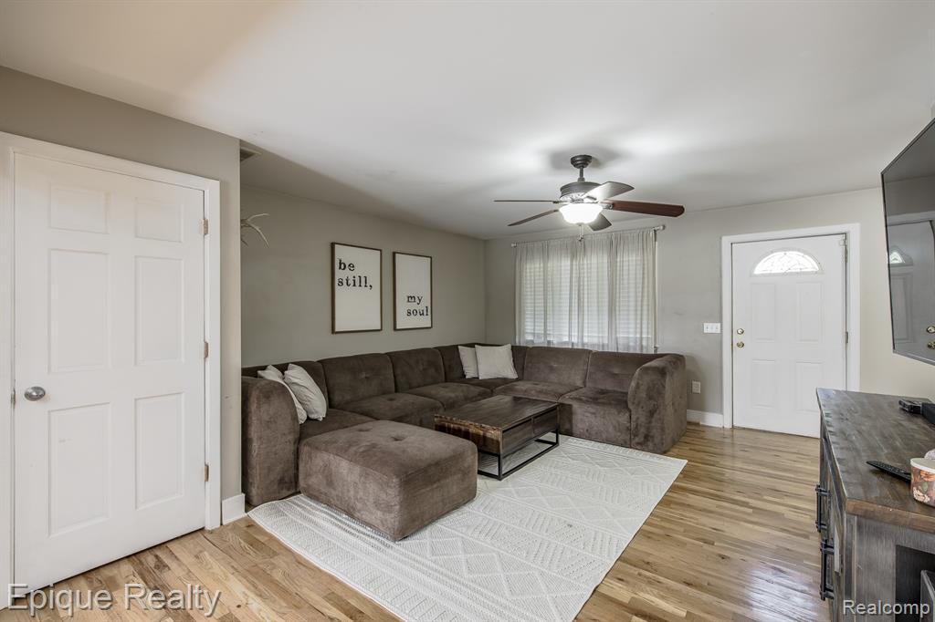 2999 Buckner Road