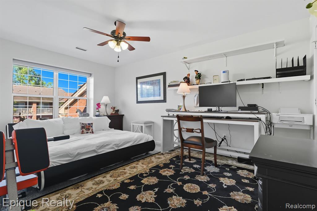 2084 Leighton Drive # 23