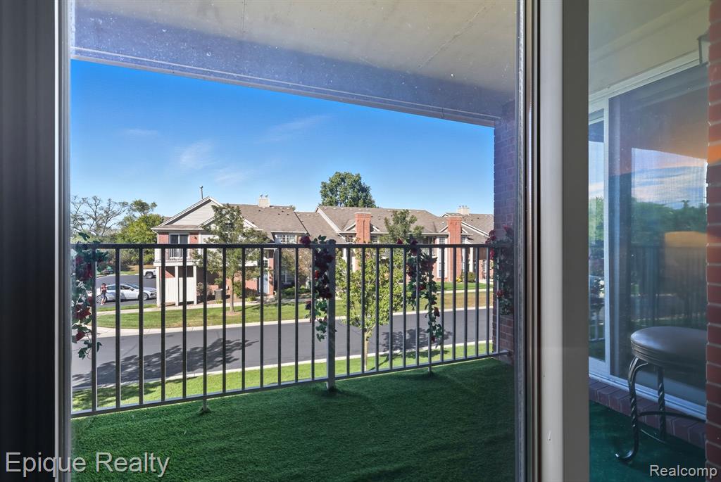 2084 Leighton Drive # 23