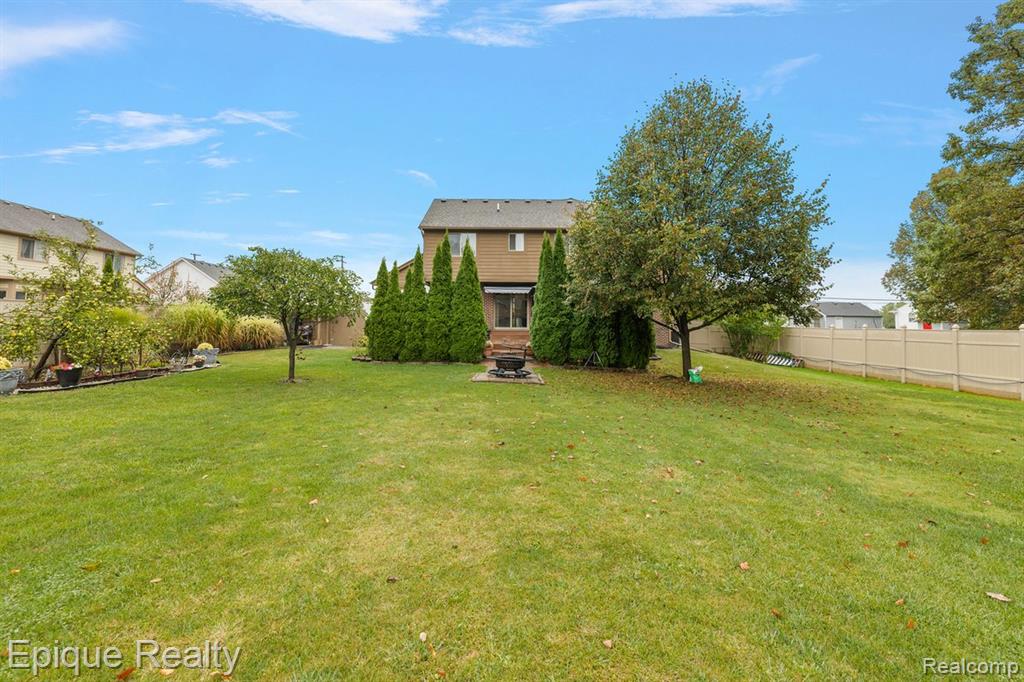 4527 Rochester Road