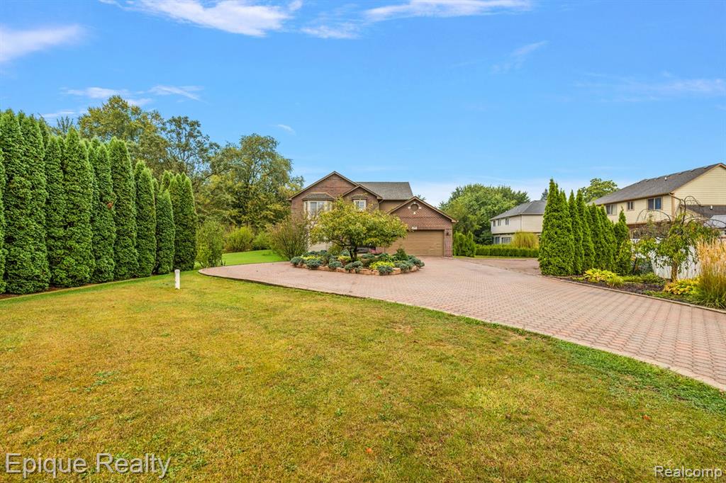 4527 Rochester Road