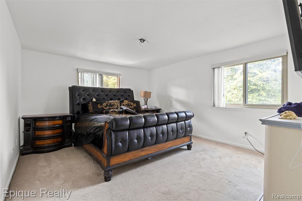 25893 Golf Pointe Drive