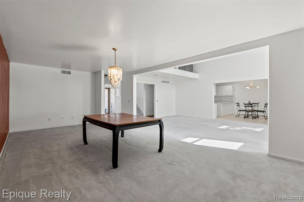 25893 Golf Pointe Drive