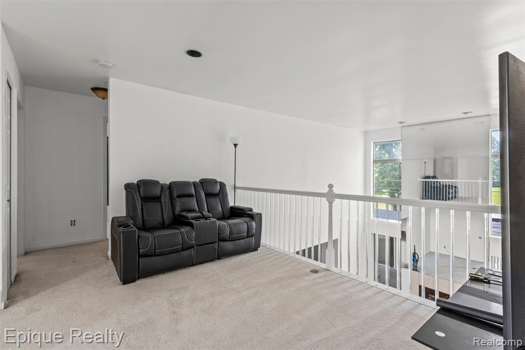 25893 Golf Pointe Drive
