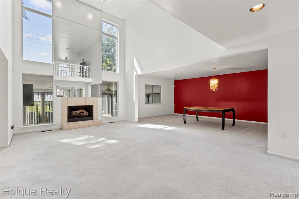 25893 Golf Pointe Drive