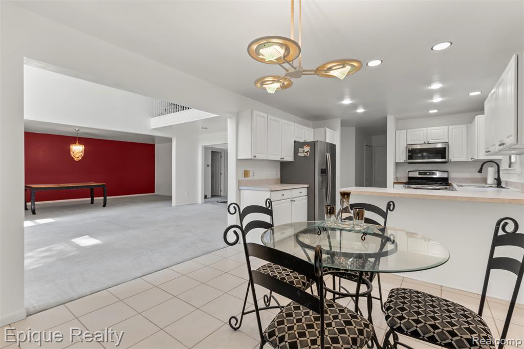 25893 Golf Pointe Drive