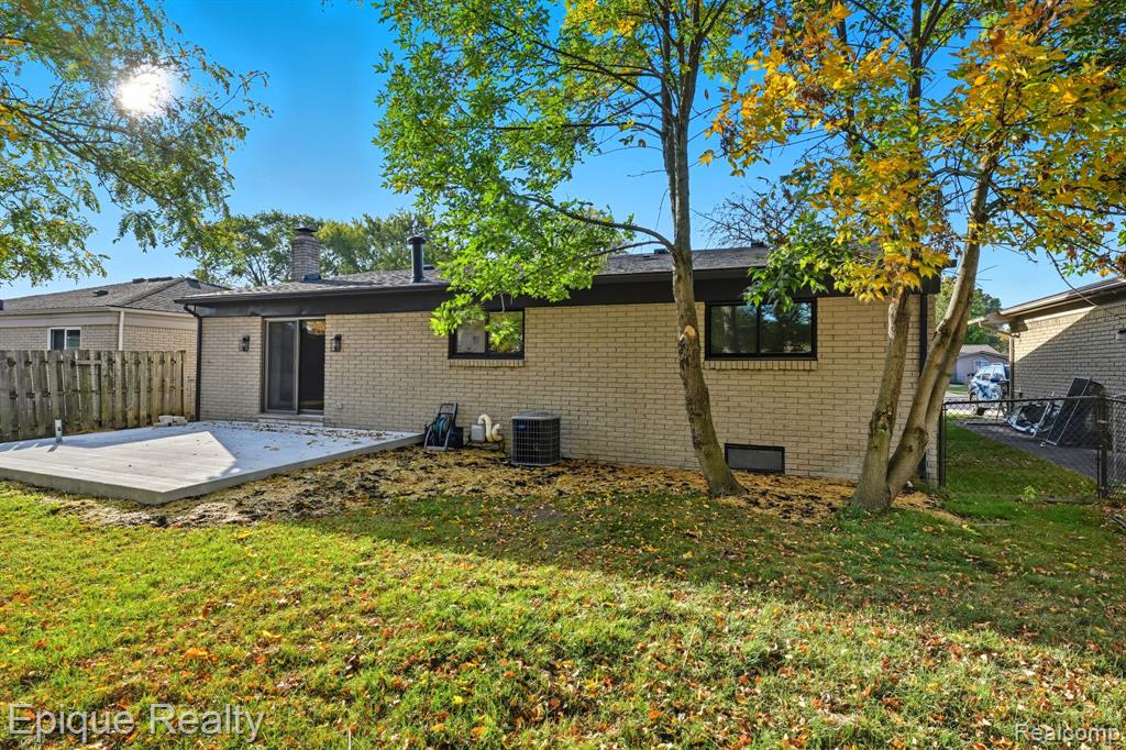 15775 Nader Court
