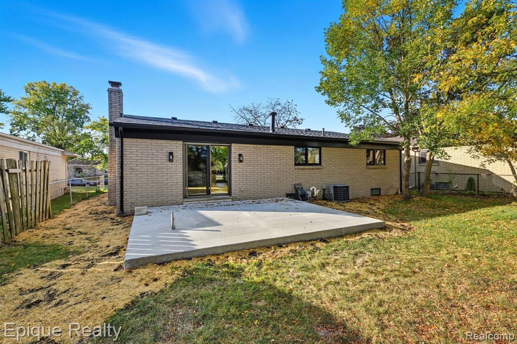 15775 Nader Court