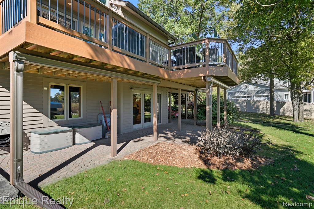 239 Pine Tree Road