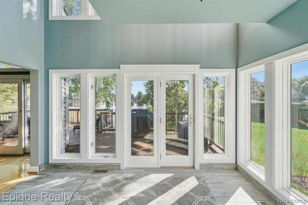 239 Pine Tree Road