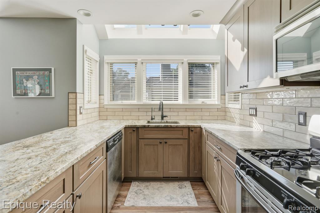 239 Pine Tree Road