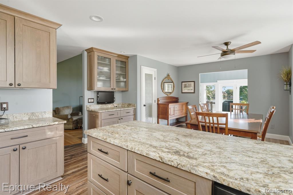 239 Pine Tree Road