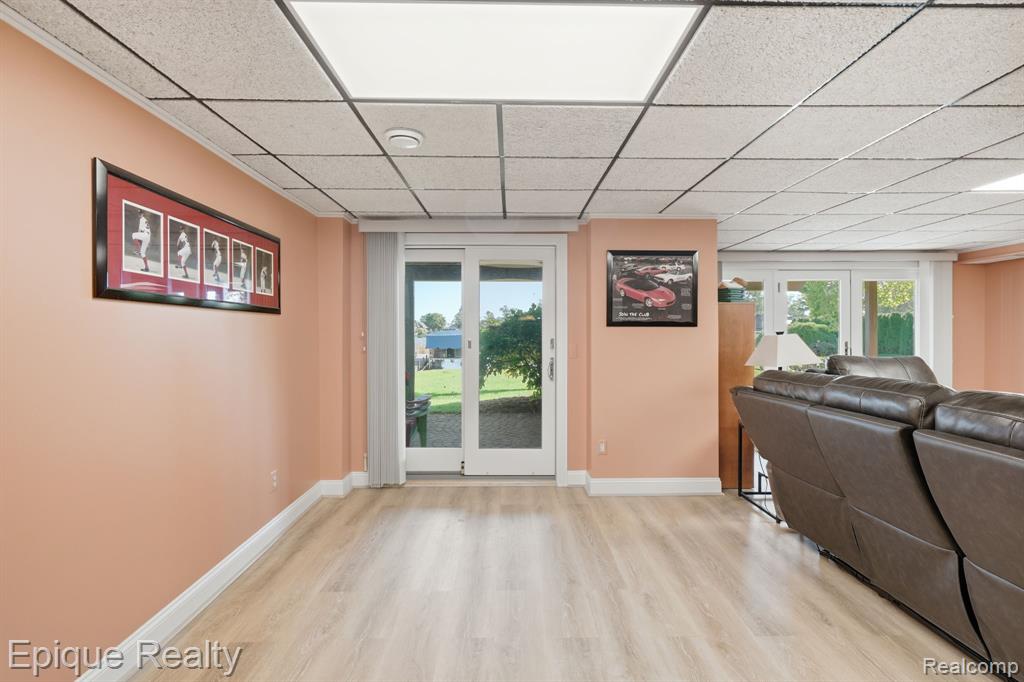 239 Pine Tree Road