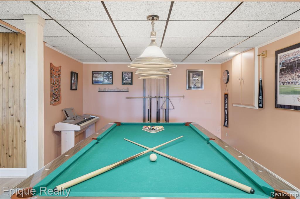 239 Pine Tree Road